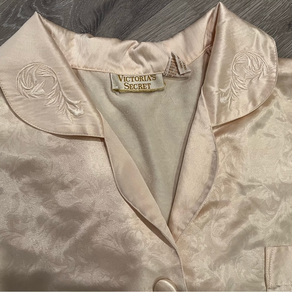 Vintage Victoria’s Secret Gold label 2 piece pajama set - Picture 6 of 12